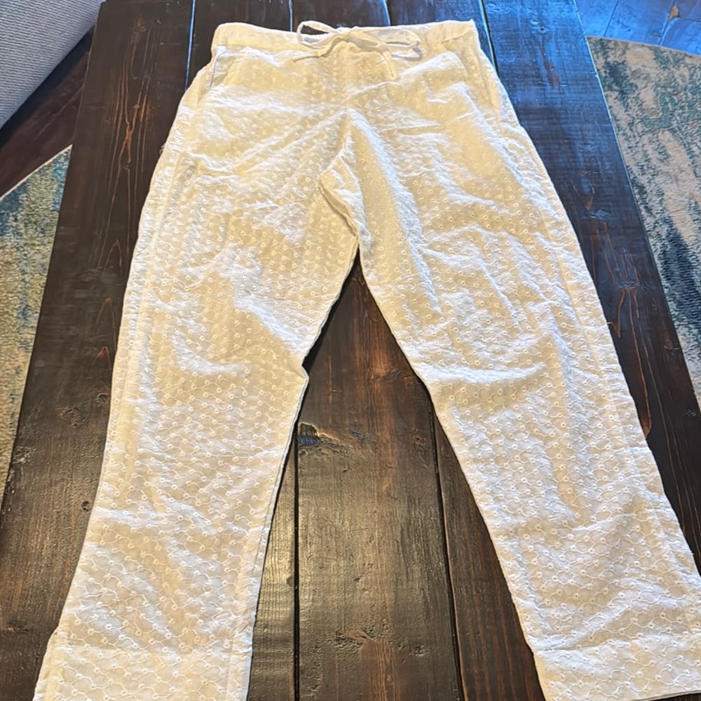 White Straight Leg Pants with Elastic Waistband and Drawstring